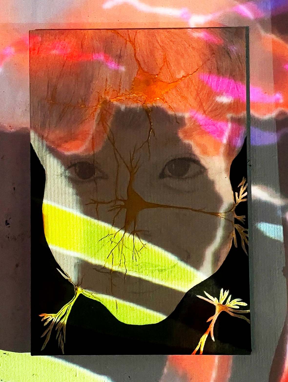 Projection detail — drawn neural forms moving across the painted surface, 2024.